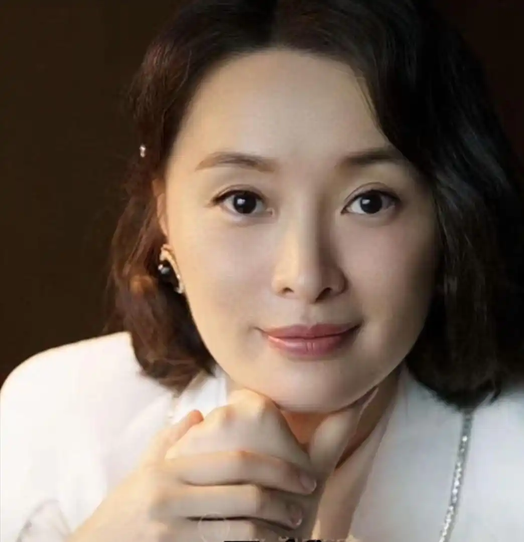娱乐圈最干净的女星_从出道一直很美没有黑料的明星,_出道多年零绯闻女明星