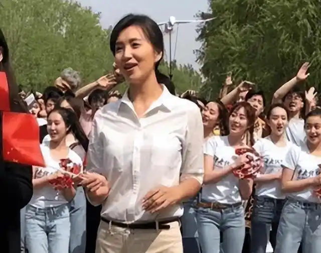 不整容的女明星_坚守初心的女明星_从出道一直很美没有黑料的明星,